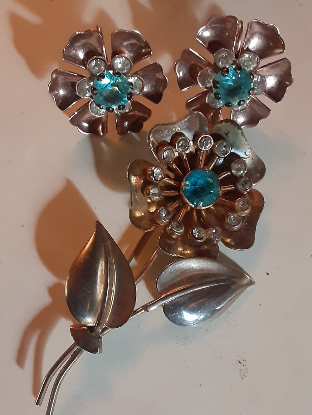 c1940s CORO DAISEY GT Blue & Clear Glass Brooch + Earring Set